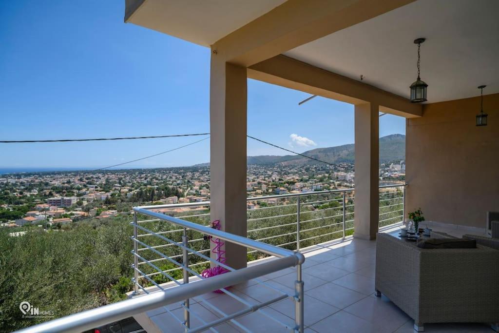 Villa 'Love Is In The Air' With View à Néa Mákri Extérieur photo